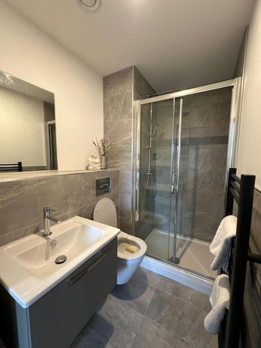 Stylish Central York Apartment Free Parking & Gym Exteriör bild