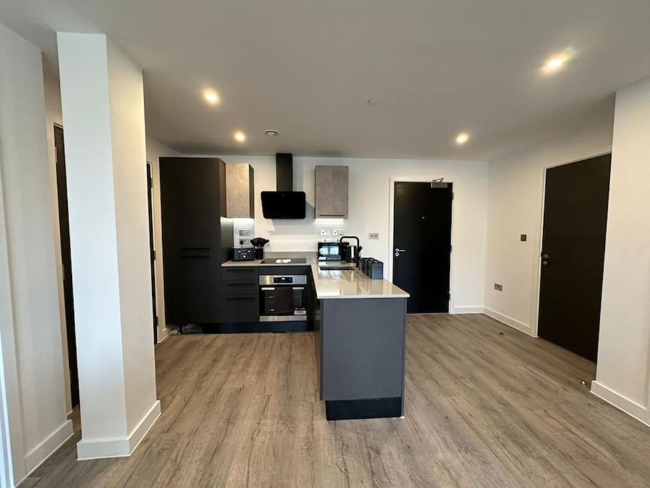Stylish Central York Apartment Free Parking & Gym Exteriör bild